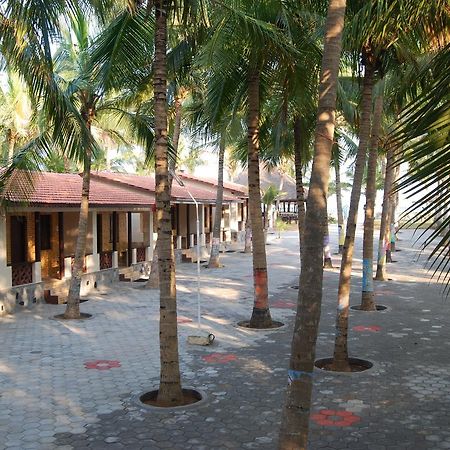 Bluebay Beach Resort Mahabalipuram Exterior photo